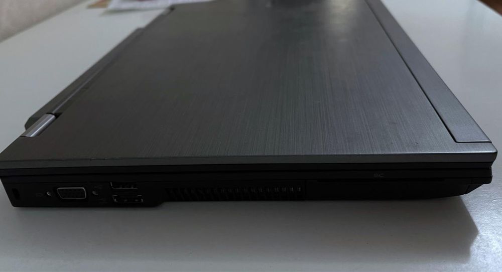 Ноутбук Dell Latitude E6410 + докстанция