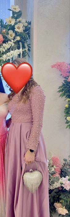 Платье вечернее