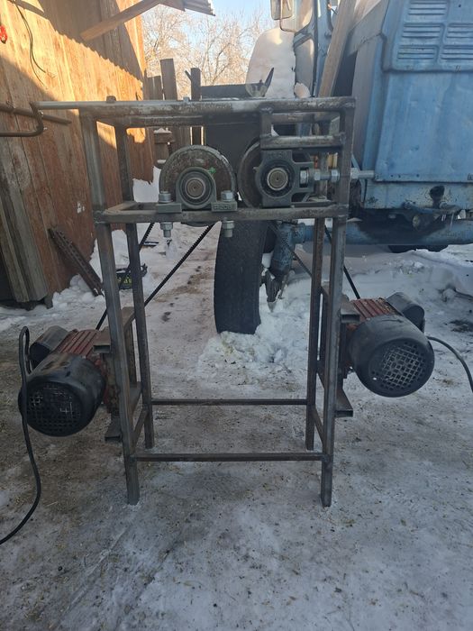 Продам плющилку, давилку, дробилку,  зерна.