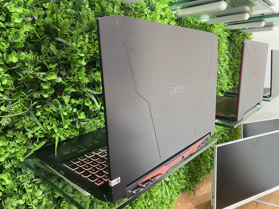 Acer nitro 3dmax avtocard  garfika uchun
