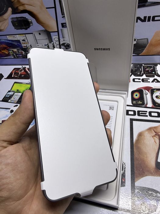 Samsung A56 5G /NOU/CreativAmanet