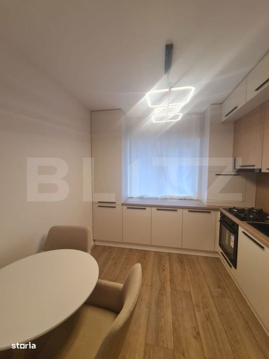 Apartament la cheie, mobilat si utilat, bucatarie inchisa, parcare, zo — fotografia 3
