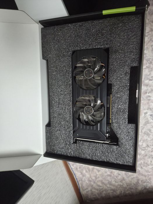 Продаю Видеокарту