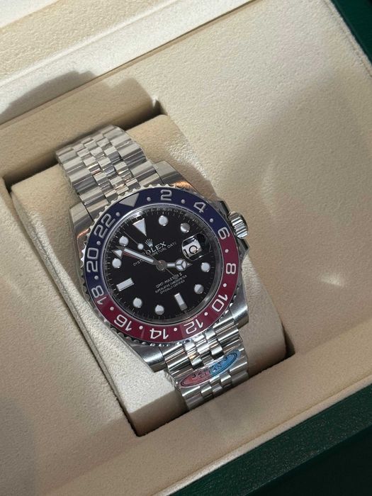 Rolex GMT Master II – Pepsi