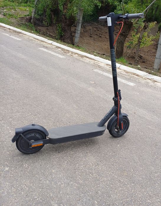 Vând trotineta electrica Xiaomi Pro 4 2nd Gen
