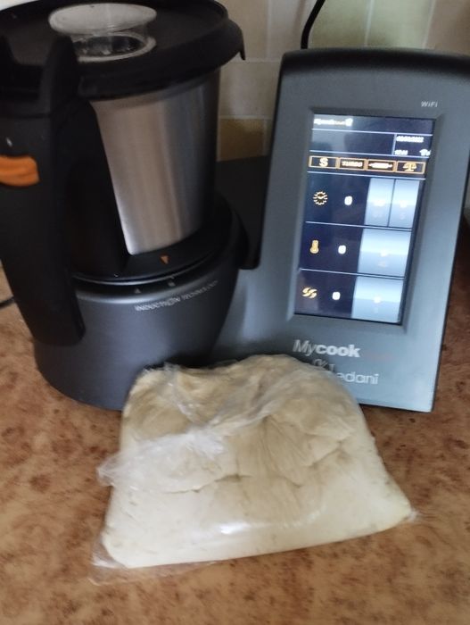 Продам кухонный робат Майкук.