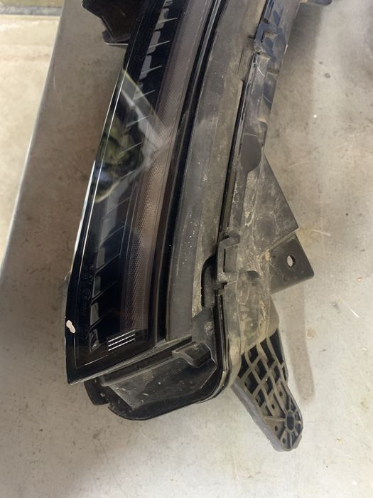 Фара ДХО левая JS4