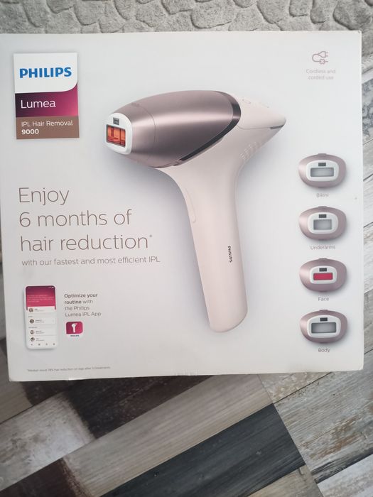 Фотоепилатор IPL Philips Lumea Seria 9000 Bri958/00