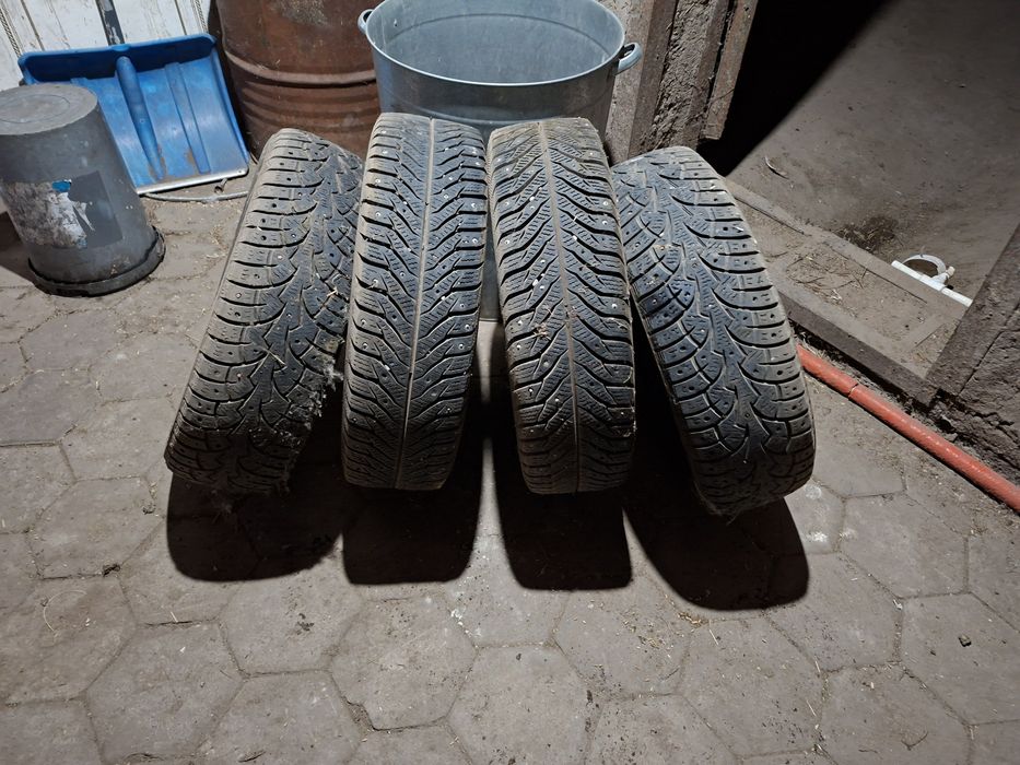 Продаю зимние шины 185/70/ R14