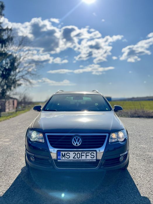 Vand Volkswagen Passat B6 Break Highline 2.0TDI din 2007.