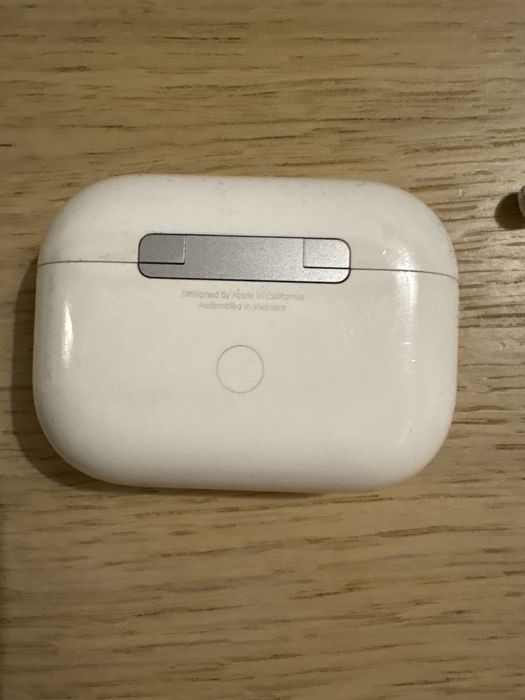 Air Pods Pro 1st generation.