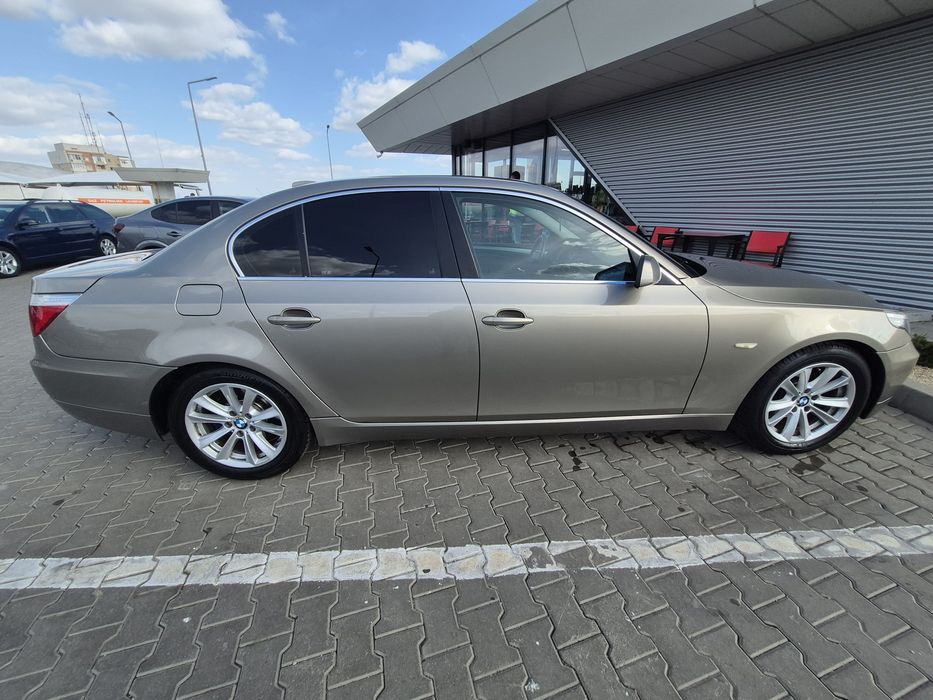 BMW Seria 5 2009 — imagine 2