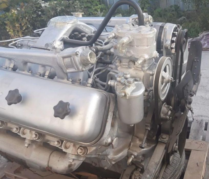Двигатель на автомашину Урал, Краз, Маз, К-700,.