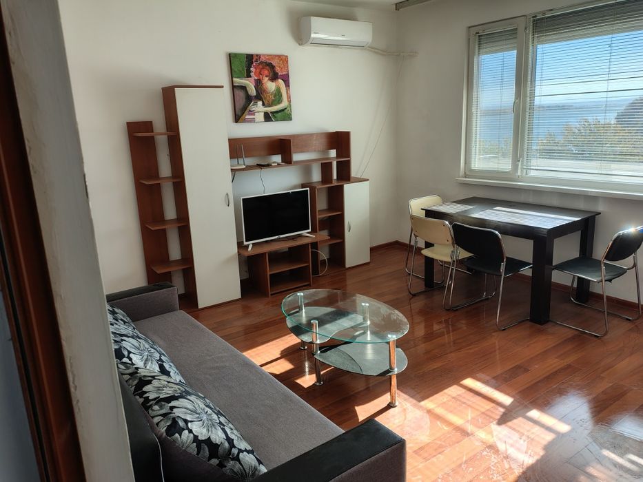 Дава се под наем Двустаен апартамент в Видин, Гео Милев - 56 кв.м за 255 € - Снимка #1