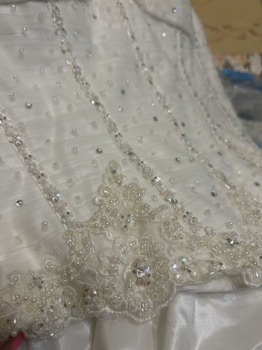 Свадебное платье.