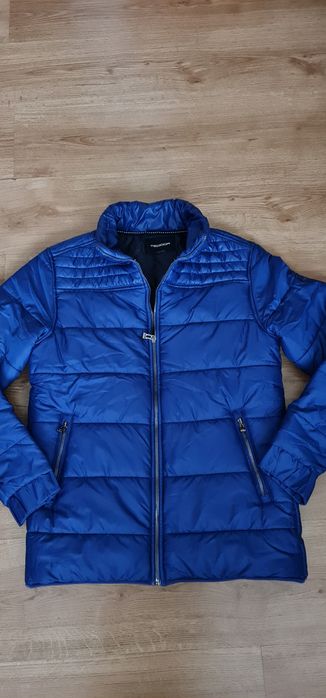 Ярко синьо яке- ТЕОДОР