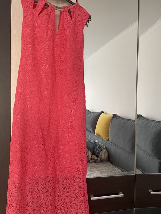 Продается платья