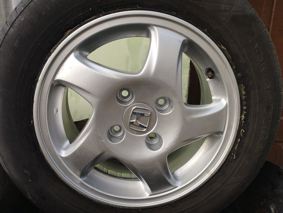 Джанти за Хонда с гуми