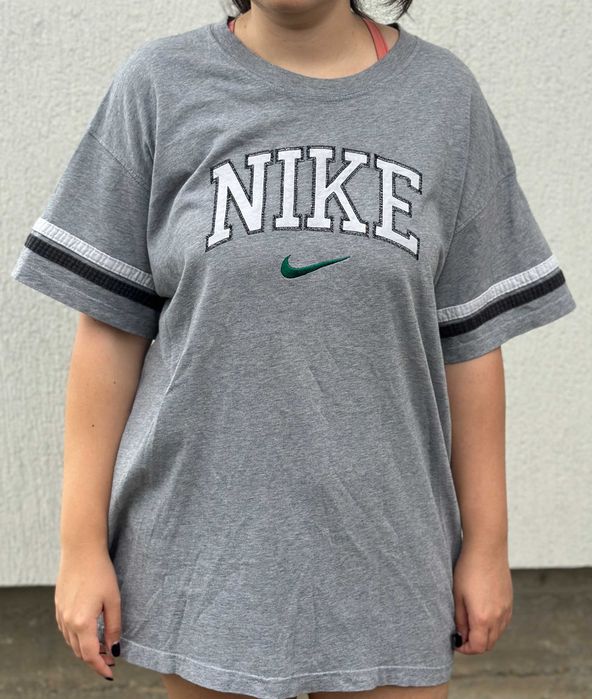 Tricou Nike Sportswear Retro Arch Logo Bumbac Gri Mărimea XL