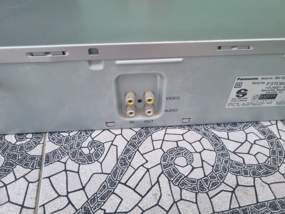 Продам DVD и видеомагнитофон