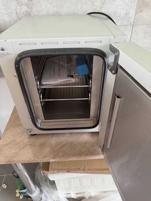 Aparatura de laborator - Etuvă model ED23 – Binder