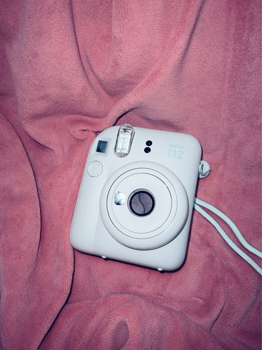 Instax mini новый  (не пользовались)
