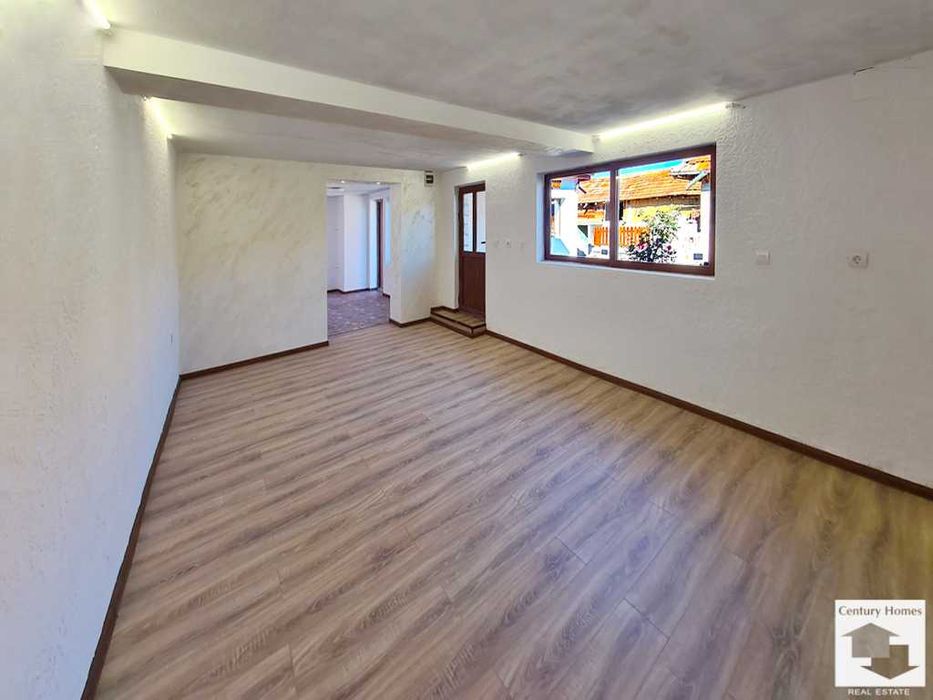 Продава се Къща в с. Ново село, Област Велико Търново - 120 кв.м за 1192 €/кв.м - Снимка #12