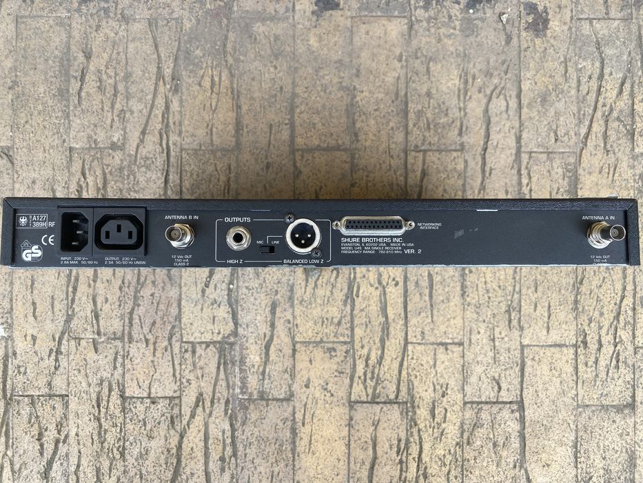 receiver microfon Shure ( linie / voce / instrumente )