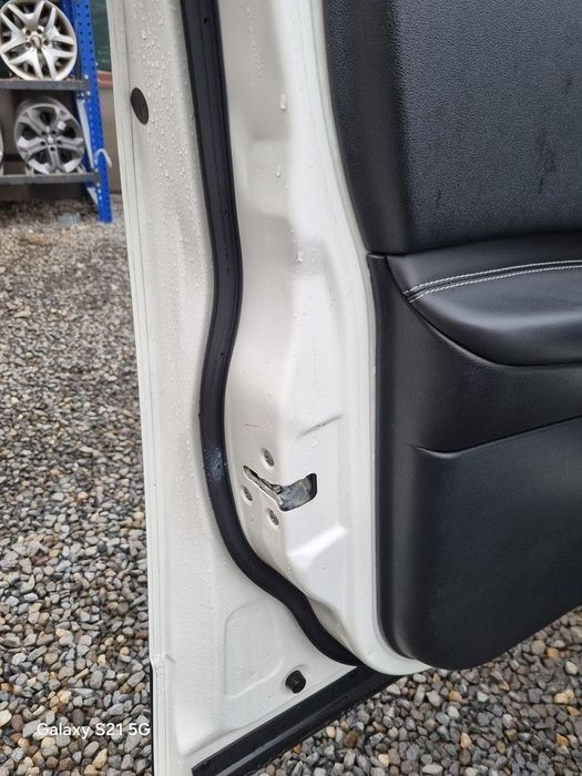 Usa Stanga Fata Nissan Qashqai Facelift 2010 - 2013 SUV 4 Usi Super White 326 (1404)