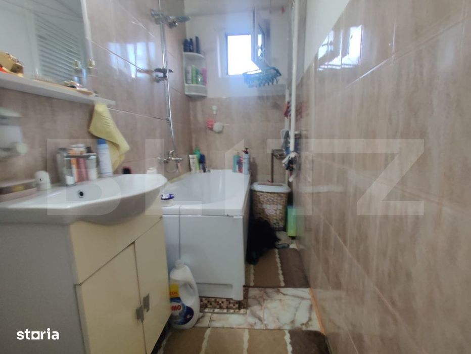 Apartament cu 2 camere, decomandat, Nufarul