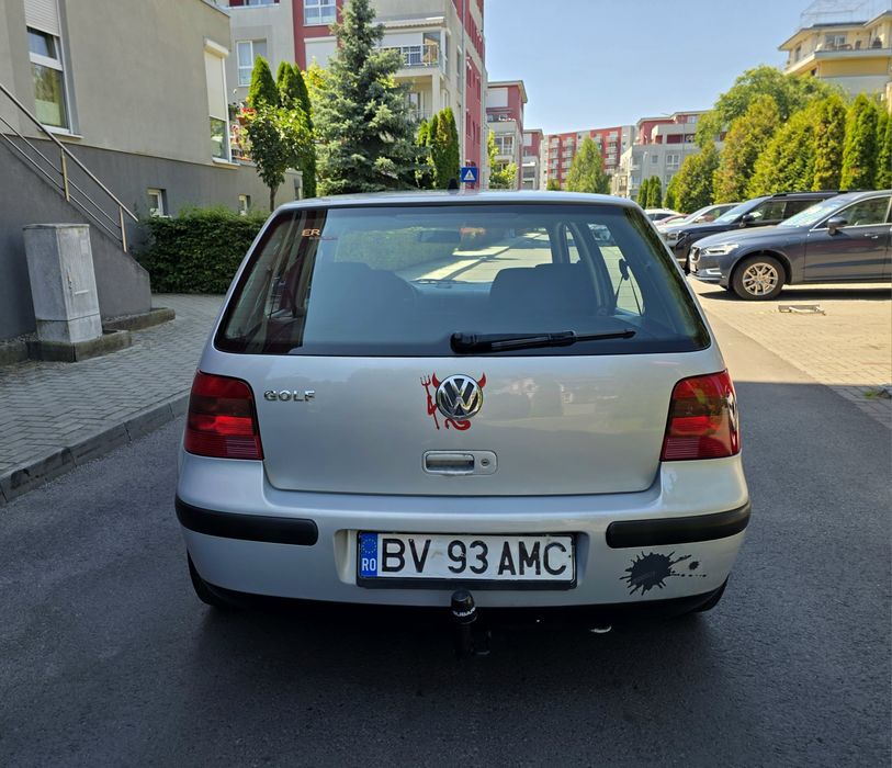 VOLKSWAGEN Golf 2000 — imagine 5