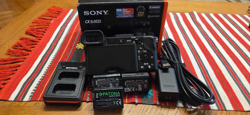 Sony A6400 cu 1885 cadre Body