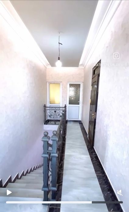 Uy sotiladi 72.000$ keliwiladi