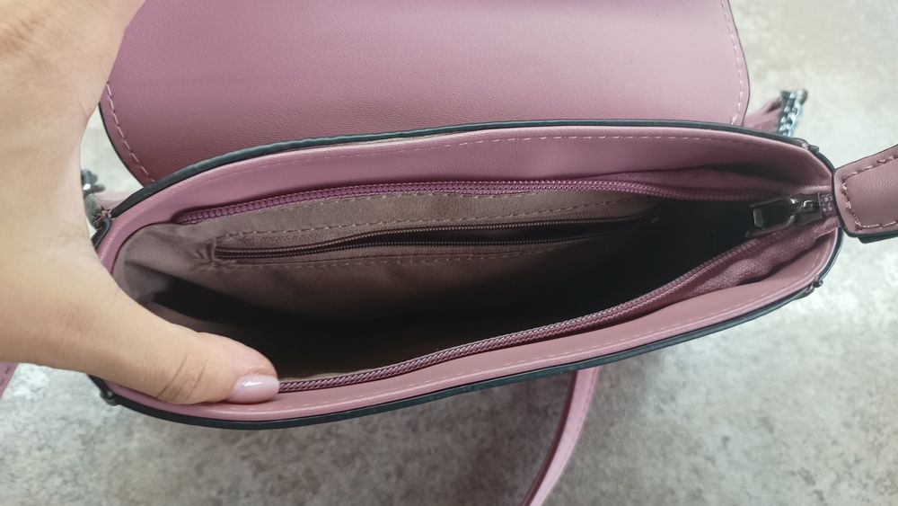 Нова чанта тип клъч цвят пудра