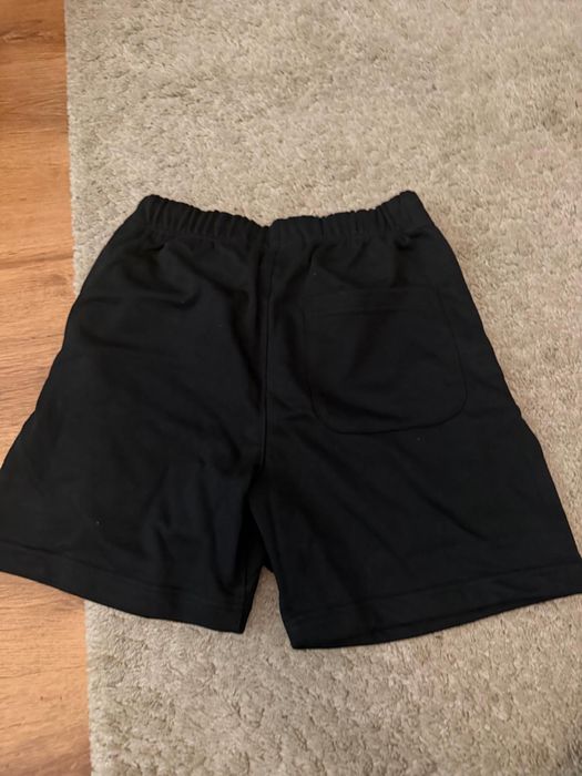 Bermude essentials