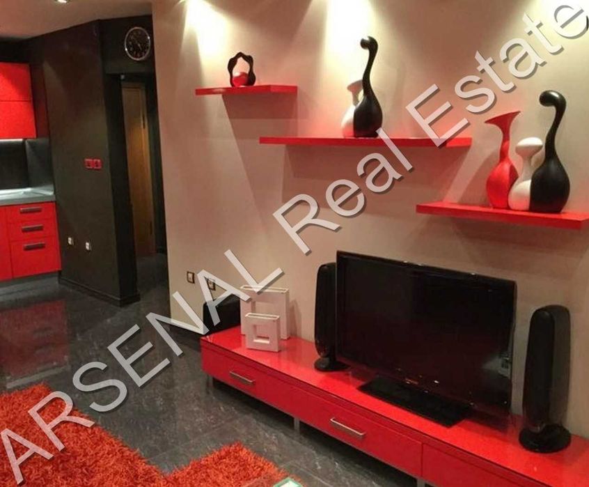 Дава се под наем Двустаен апартамент в София, Лозенец - 62 кв.м за 700 € - Снимка #3