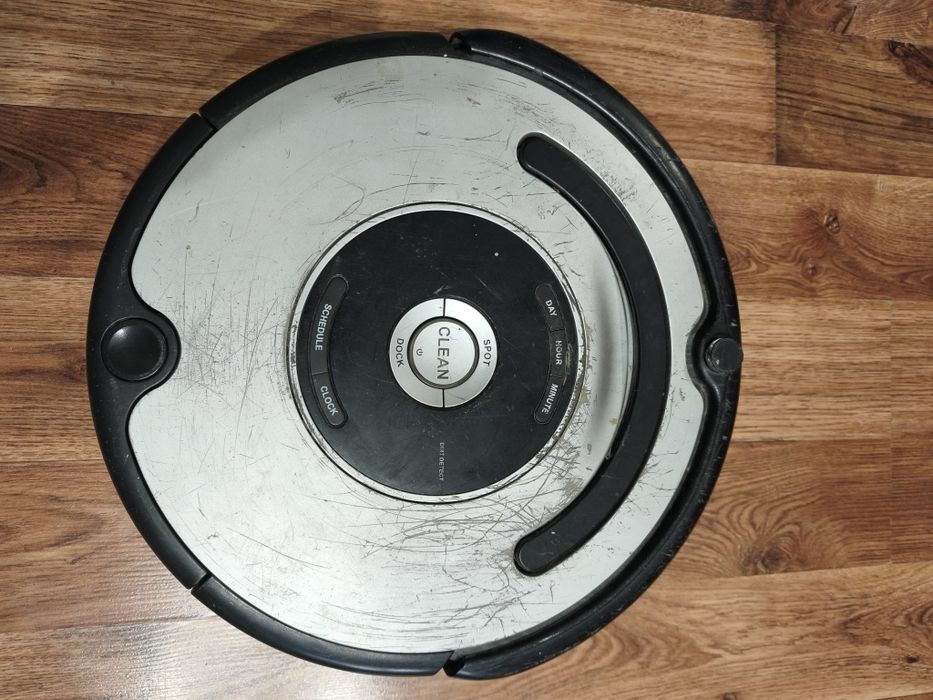 Irobot Roomba 561 на детали