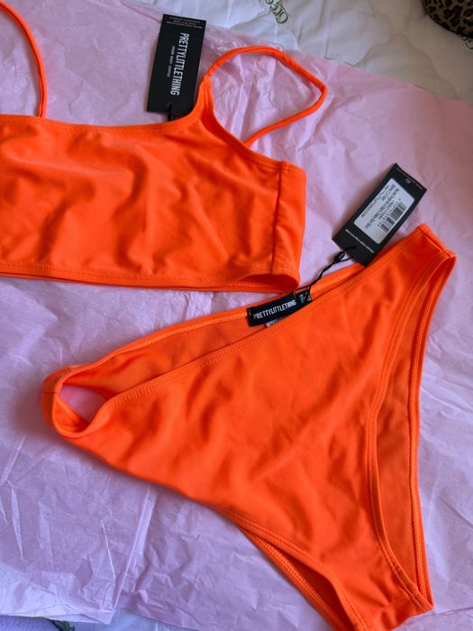 Бански костюми . Женски  нови