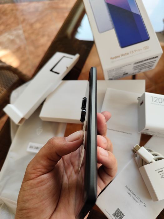 Redmi Note 13 Pro Plus+ 12/512 (почти новый) в полном комплекте!