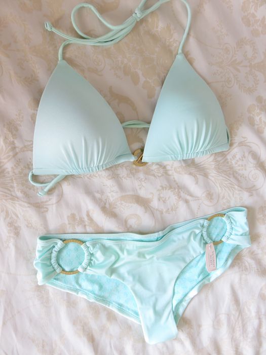Бански Victoria's Secret, две части, S - M, нов