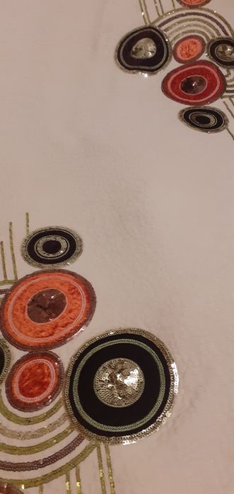 Vand 2 cuverturi elegante si salteluța (topper) de o persoana