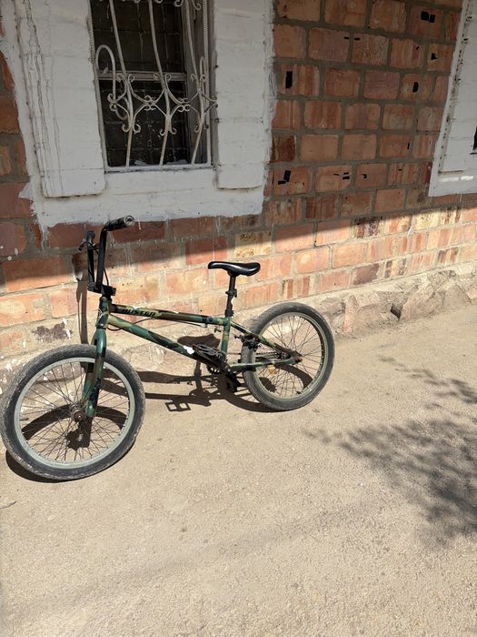 Велосипед BMX                                                       Бу