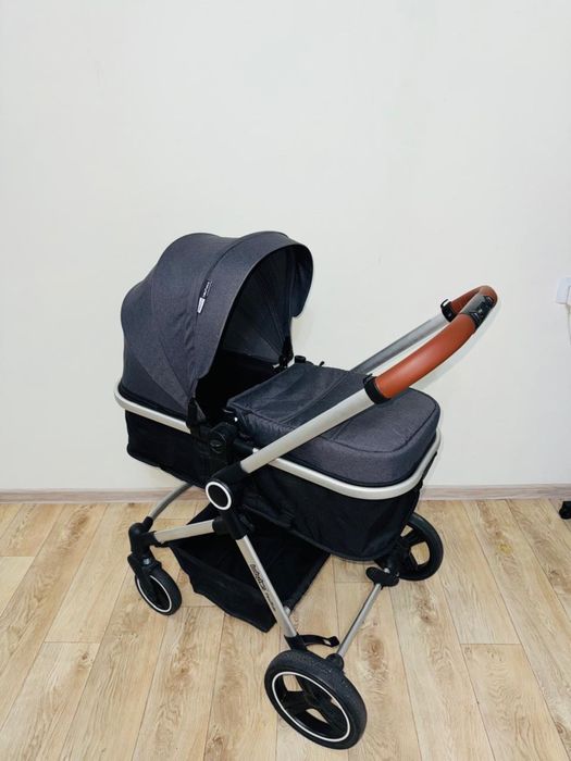 Продам коляску в подарок шезлонг