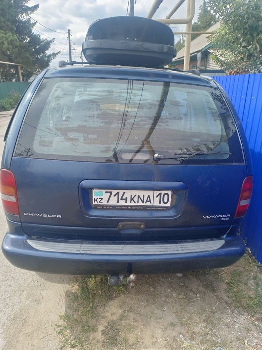 Продам Chrysler Voyager 2000г.