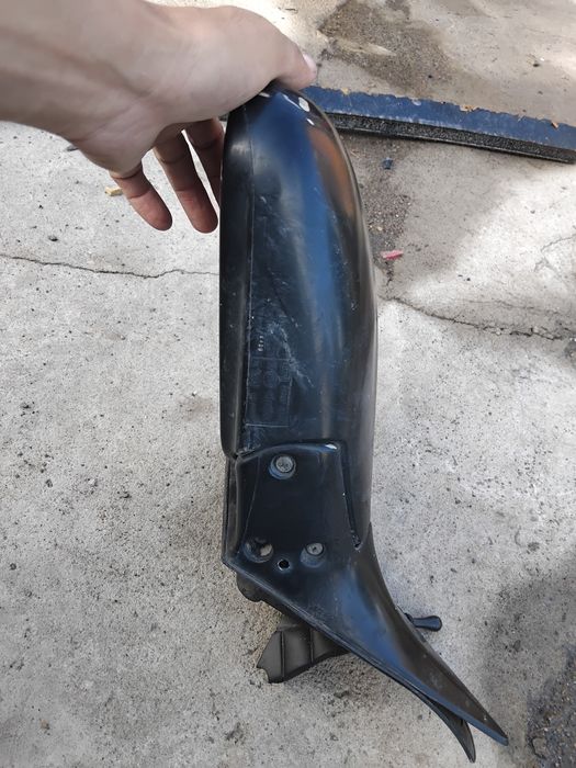 Зеркало заднего вида