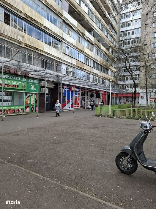 Vinzare Spatiu Comercial