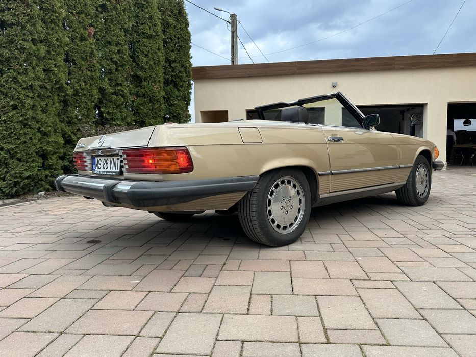 Mercedes-Benz SL560 Cabrio