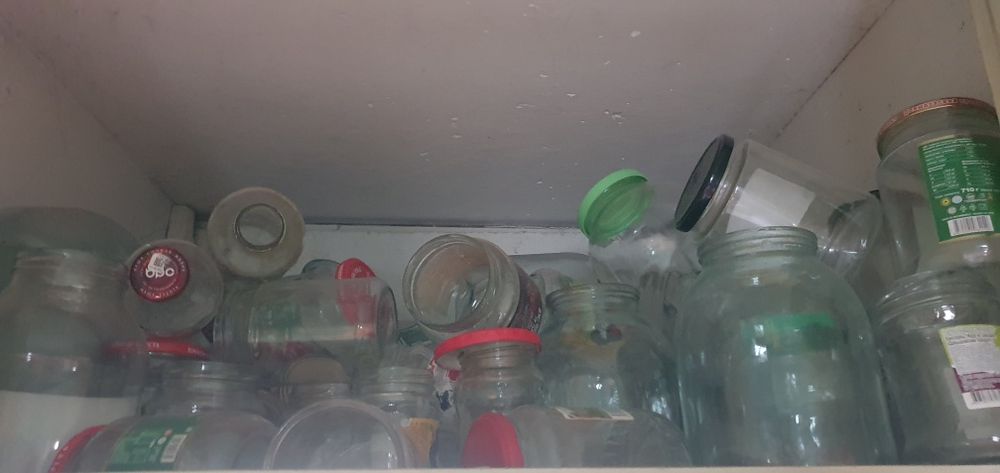 Банки б/у в отличном состоянии.