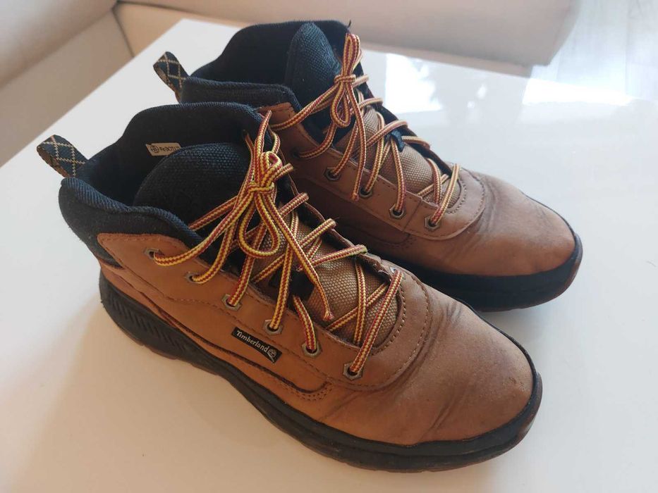 Юношески обувки Timberland Field Trekker Mid Lace-Up Trainer