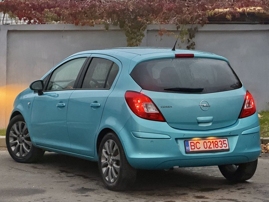Opel Corsa D Facelift 111 Edition – 2011 | 1.4 Benzină